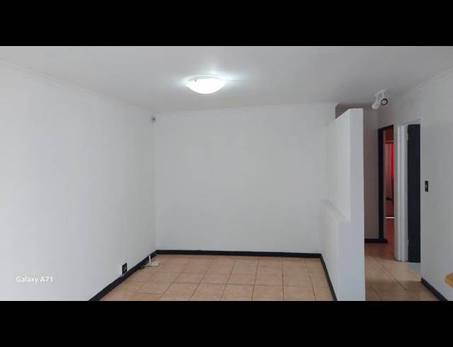 2 BEDROOM PROPERTY TO RENT IN ZEEKOEIVLEI